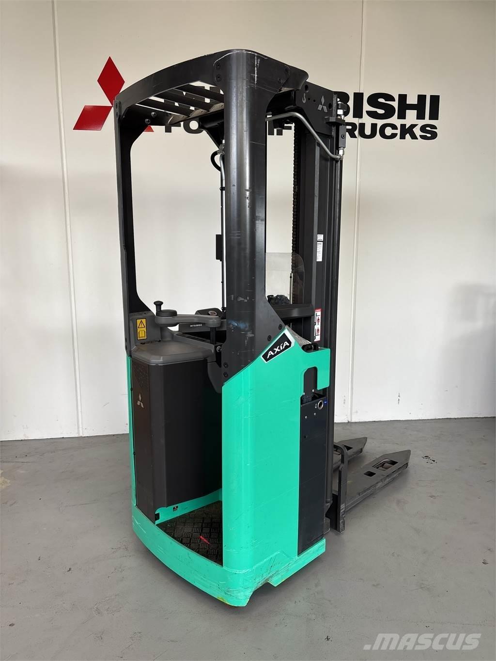 Mitsubishi SBR20N2 شاحنات مناولة ذاتية الدفع