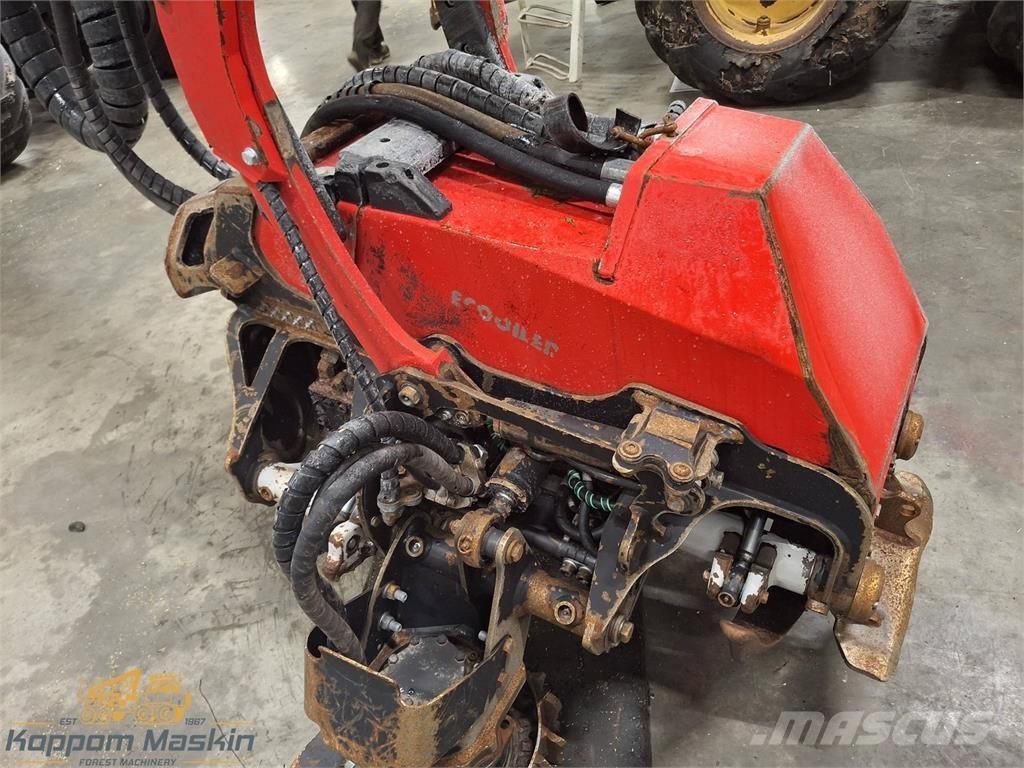 Komatsu C124 رؤوس حصادات