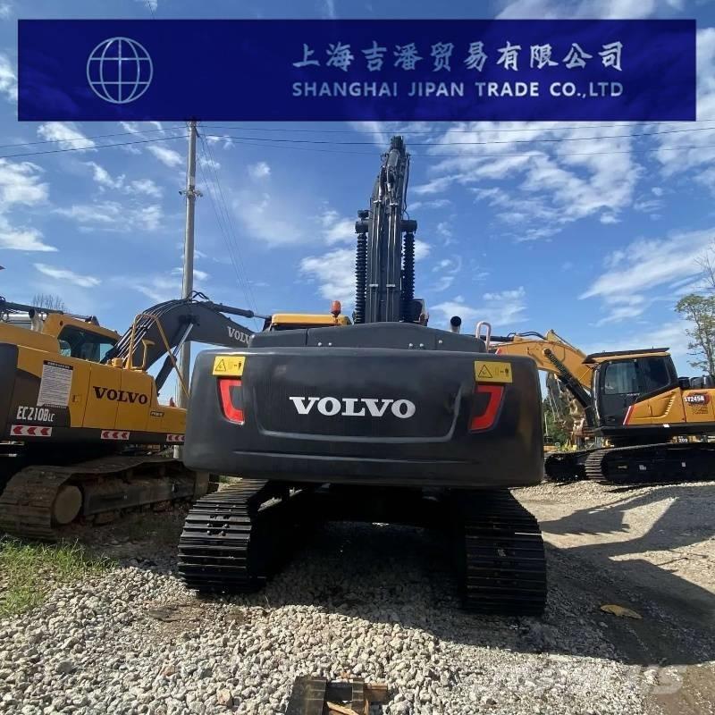 Volvo EC 240 حفارات زحافة