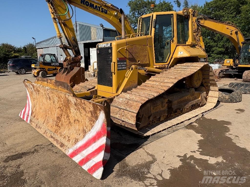 CAT D 6 N LGP بلدوزرات مجنزرة