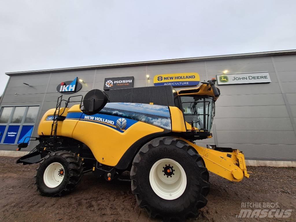 New Holland CX 8.70 حصادات