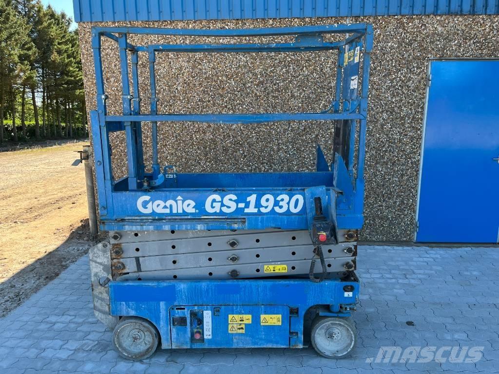 Genie GS 1930 رافعات مقصية الشكل