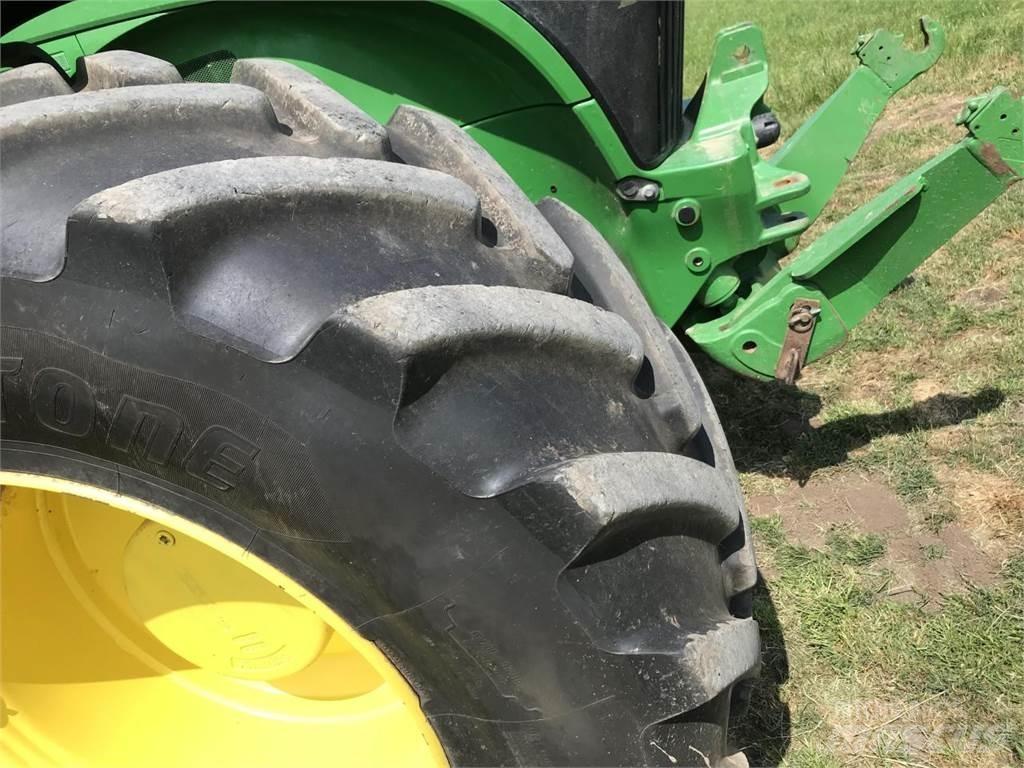 John Deere 7310R الجرارات