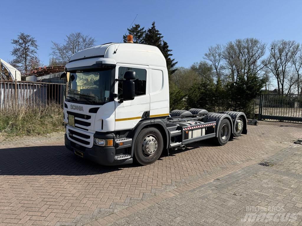 Scania P280 شاحنات بمقصورة وهيكل
