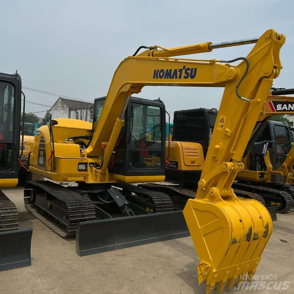 Komatsu 60-8 حفارات زحافة