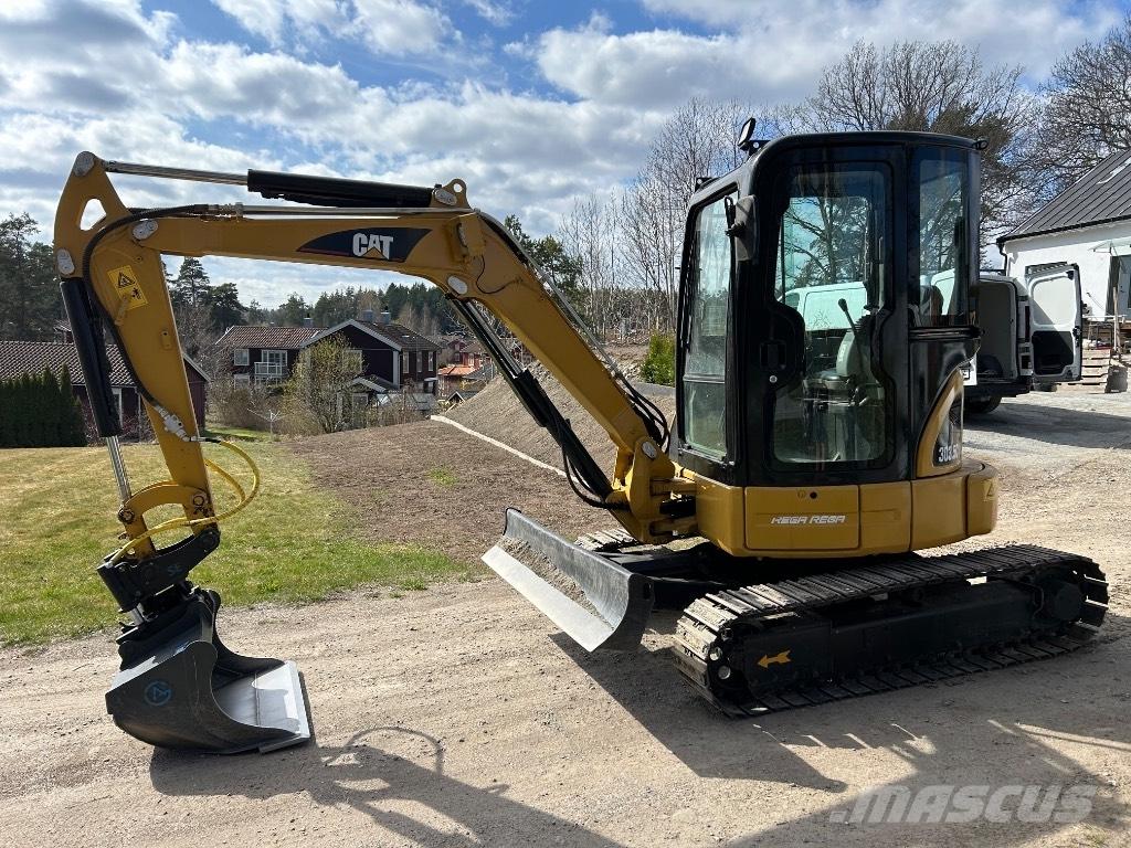 CAT 303.5 C حفارات صغيرة أقل من 7 طن (حفارات صغيرة)