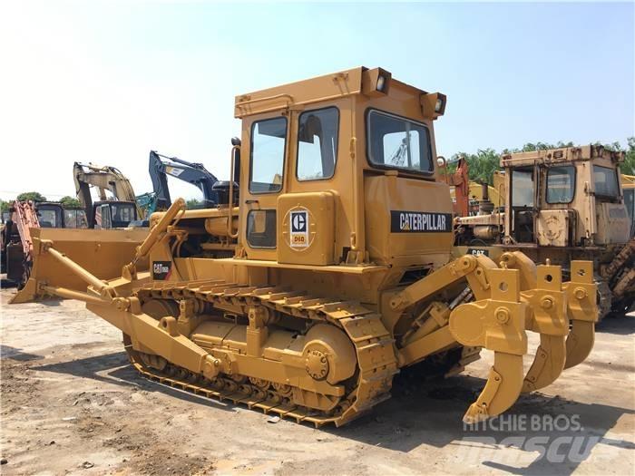 CAT D 6 D بلدوزرات مجنزرة