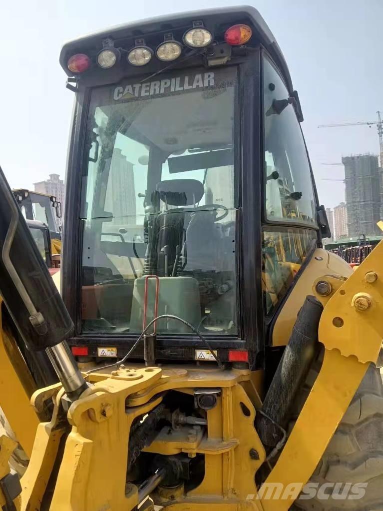 CAT 430F لوادر ذات جرافات عكسية