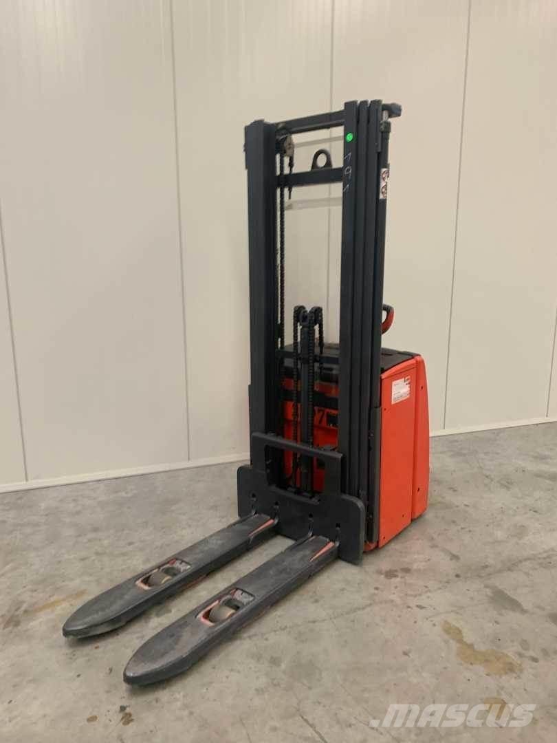 Linde L14I معدات التكديس الجوالة