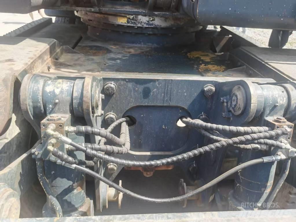 Hyundai R210w-9 حفارات وسط 7 طن - 12 طن