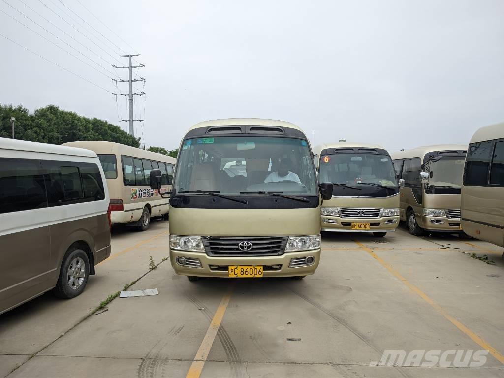 Toyota Coaster Bus حافلة صغيرة