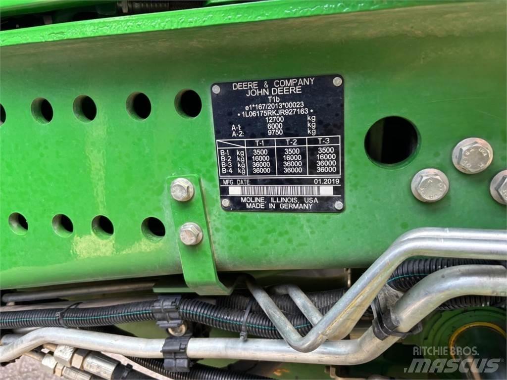 John Deere 6175R الجرارات