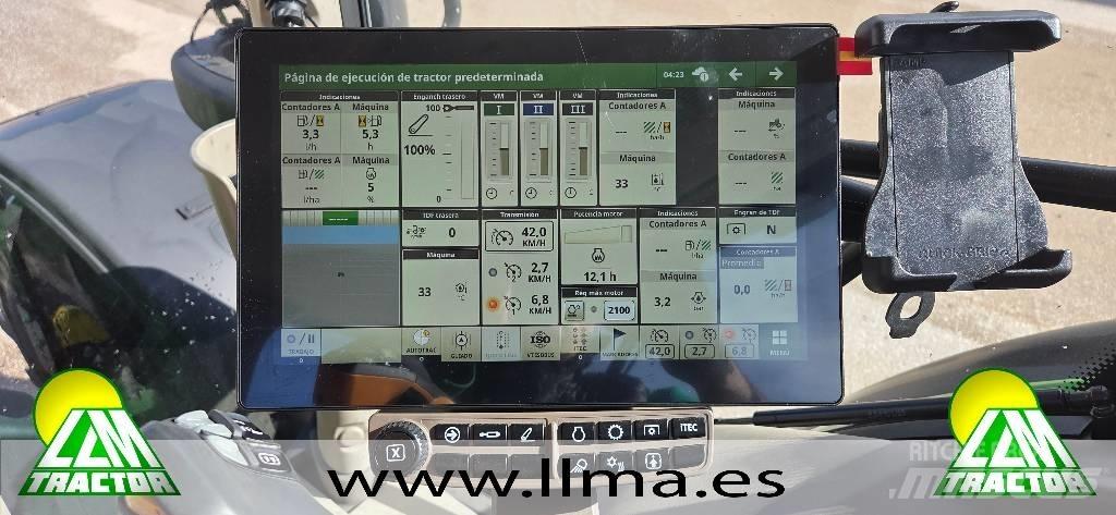 John Deere 6R 215 الجرارات