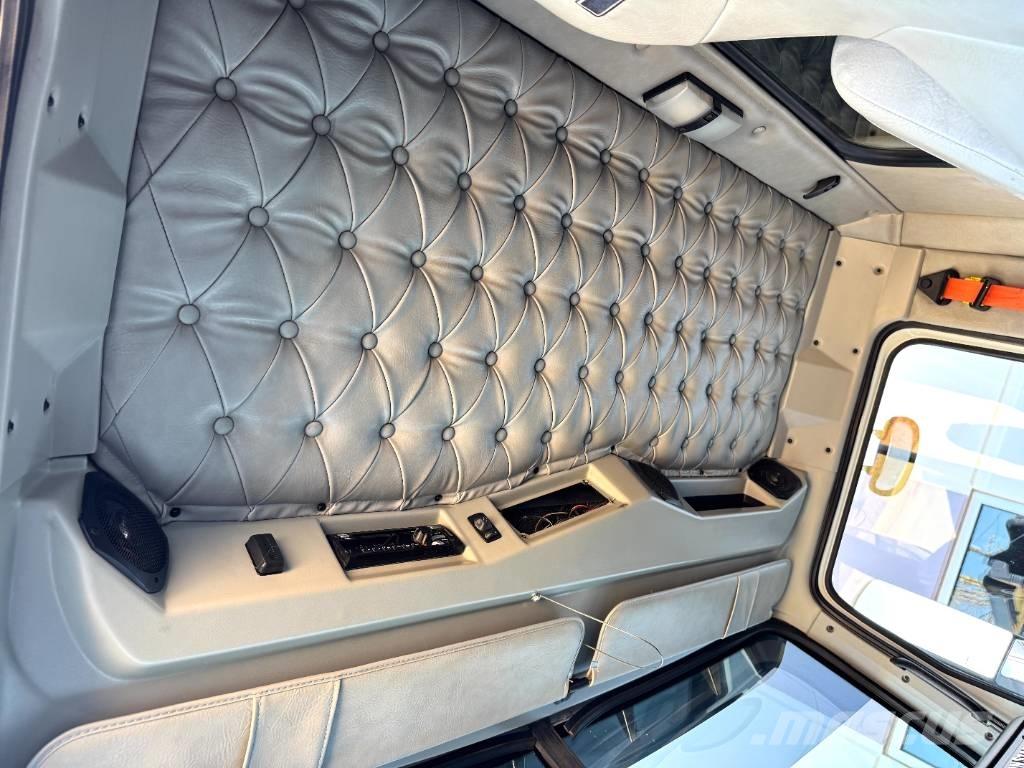 Western Star 4900 SA شاحنات قلابة