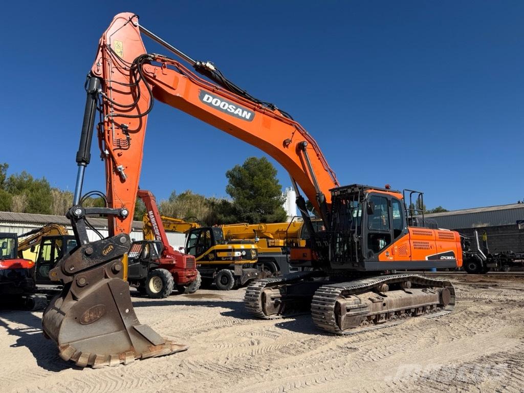 Doosan DX 380 LC حفارات زحافة