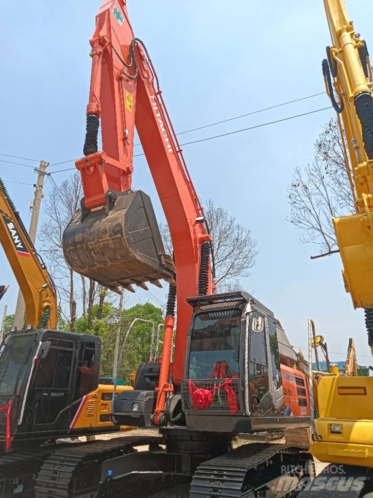 Hitachi ZX 240 حفارات زحافة