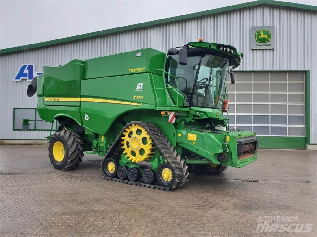 John Deere S770 حصادات