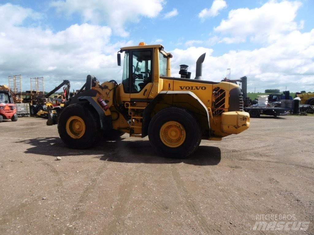 Volvo L 120 F لوادر بعجل