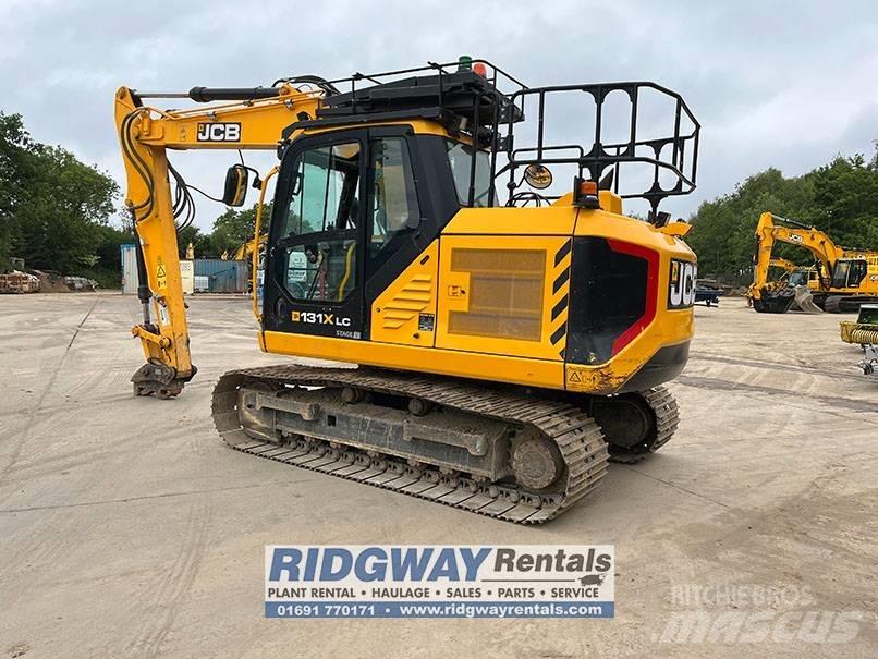 JCB 131 X L حفارات زحافة