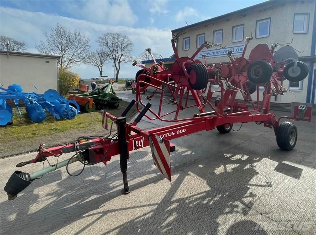 Lely Lotus 900P مكابس وميبسات التبن