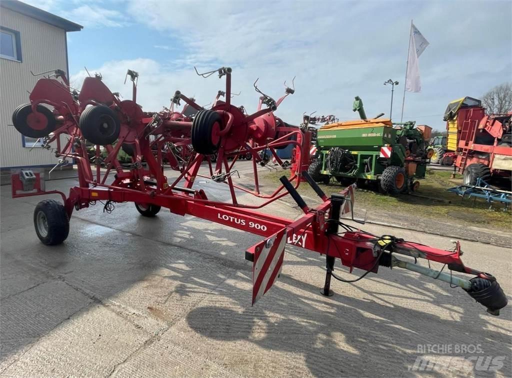 Lely Lotus 900P مكابس وميبسات التبن