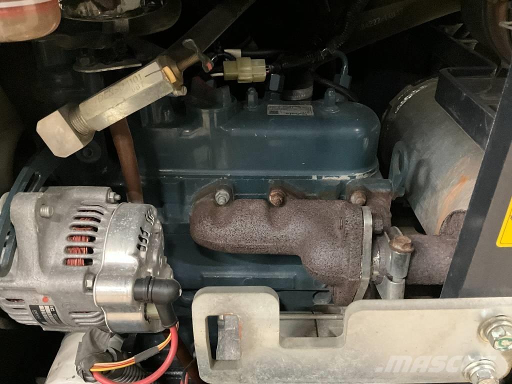 Kubota KX 016-4 حفارات صغيرة أقل من 7 طن (حفارات صغيرة)