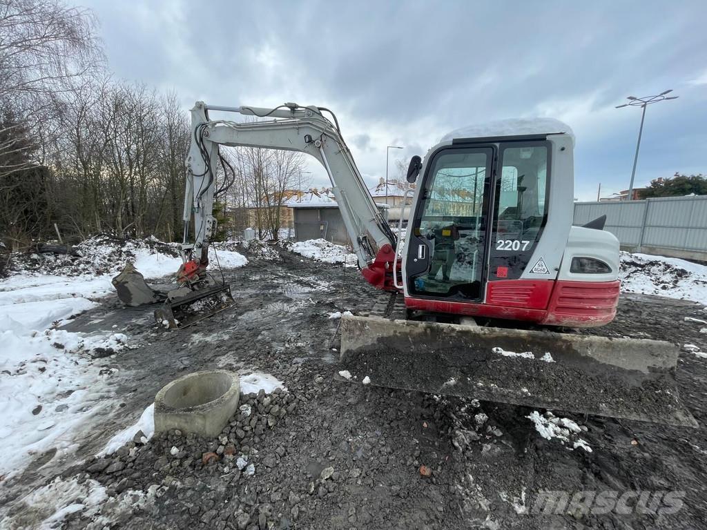 Takeuchi TB285 حفارات زحافة