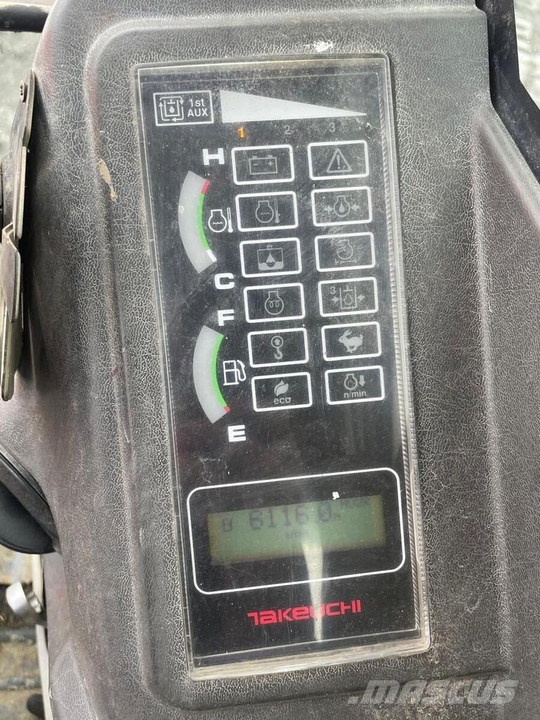 Takeuchi TB285 حفارات زحافة