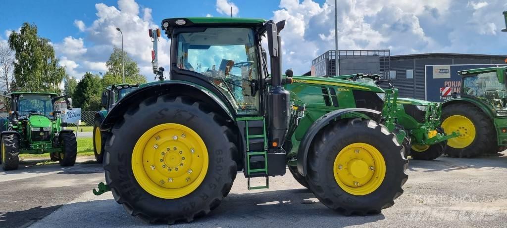 John Deere 6250 R الجرارات