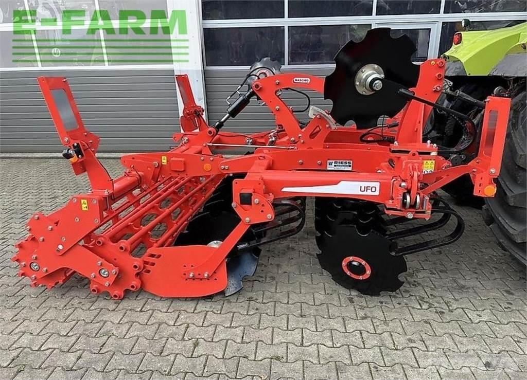 Maschio ufo 300 زحافات ساحقة