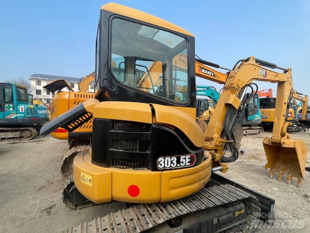 CAT 303.5 حفارات صغيرة أقل من 7 طن (حفارات صغيرة)