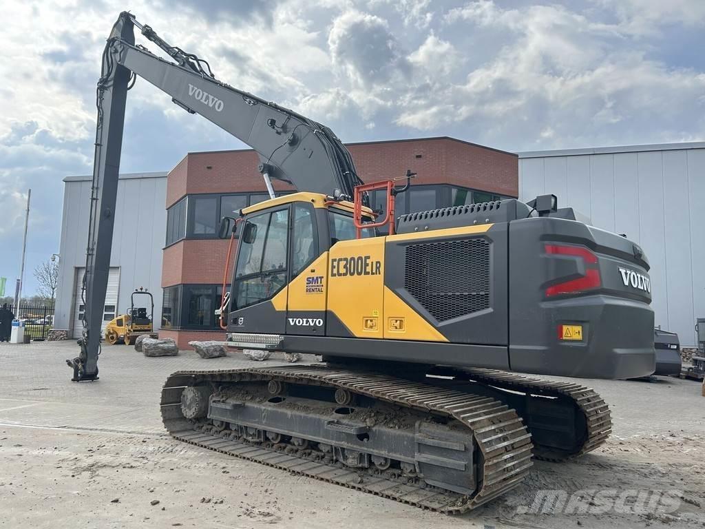 Volvo EC300LR حفارات زحافة
