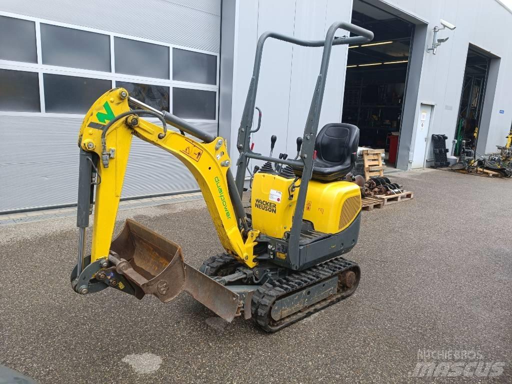 Wacker Neuson 803 حفارات زحافة