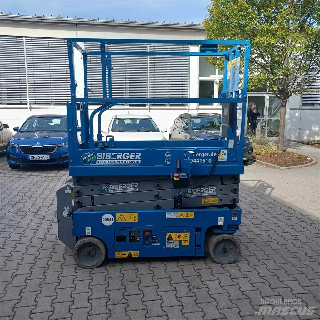 Genie GS 1932 رافعات مقصية الشكل