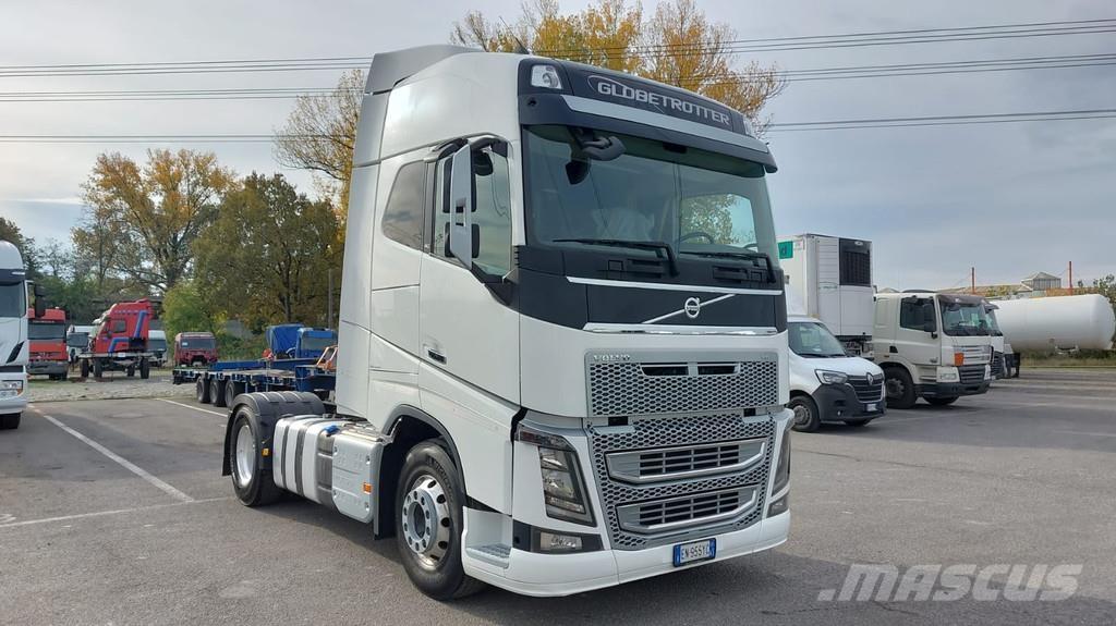 Volvo FH وحدات الجر
