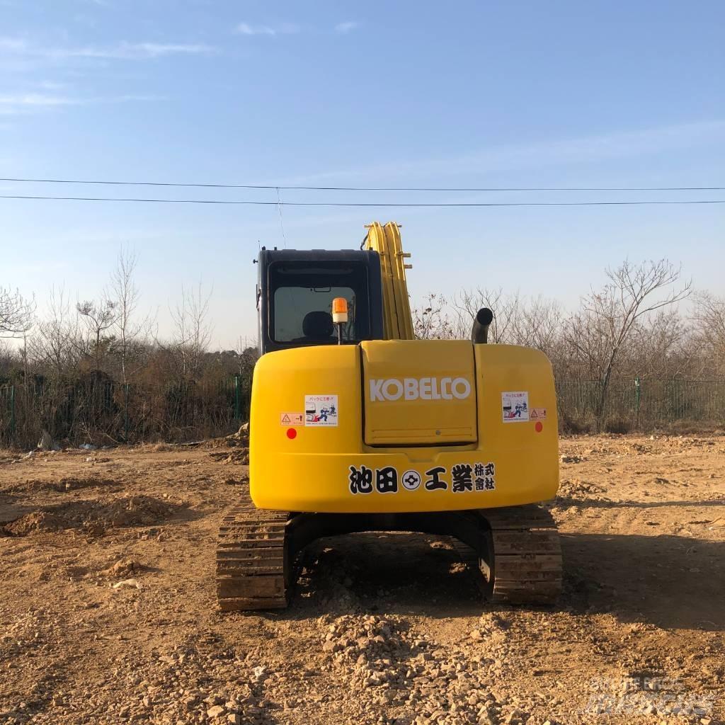 Kobelco SK 75 حفارات زحافة