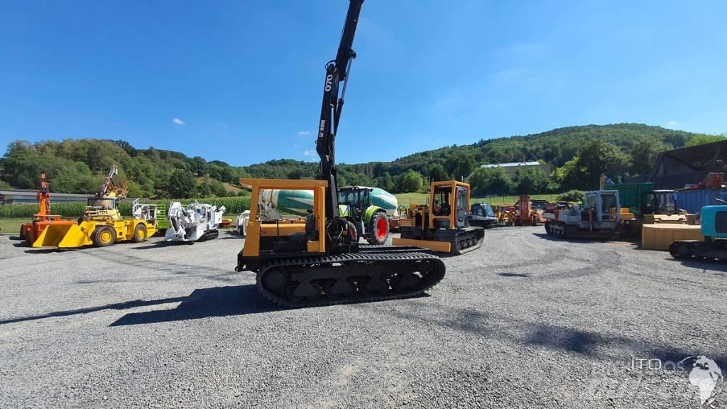 Morooka MST 800 E رافعات مجنزرة