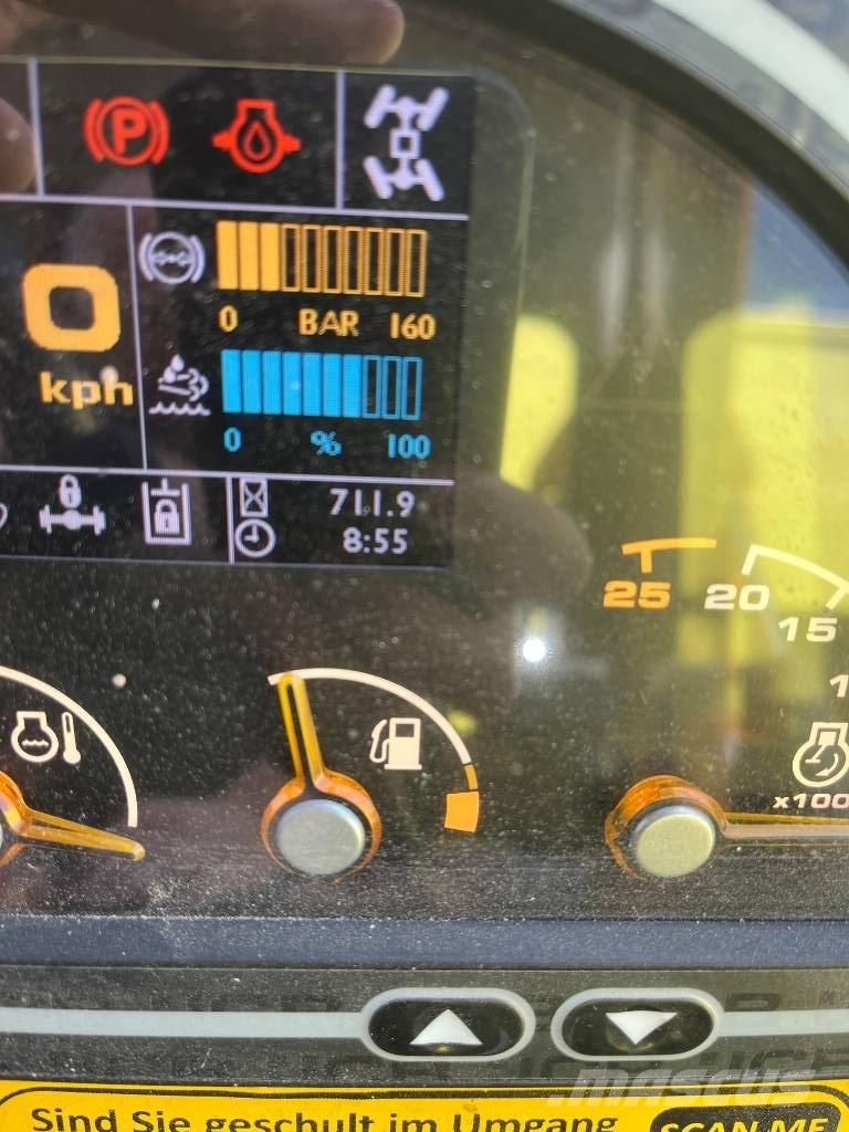 JCB 5.55-210 R مناولات متداخلة