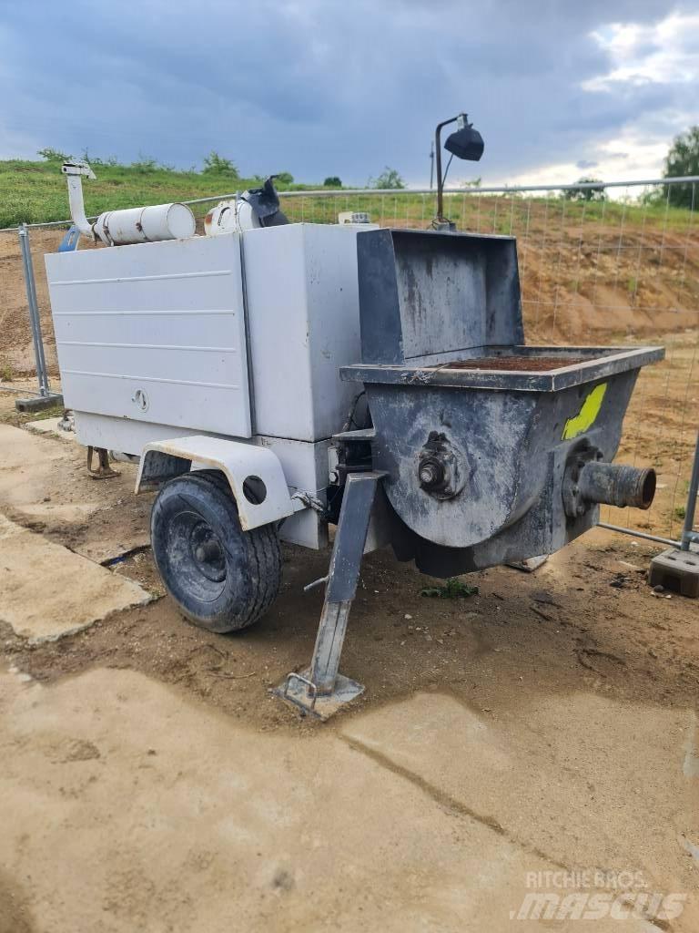 REED PUTZMEISTER M40 مضخات خرسانة