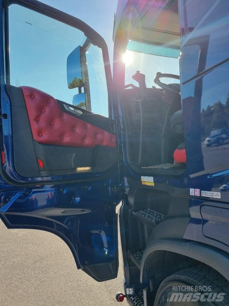 Volvo FH 13 500 TC شاحنات الرافعات الخطافية