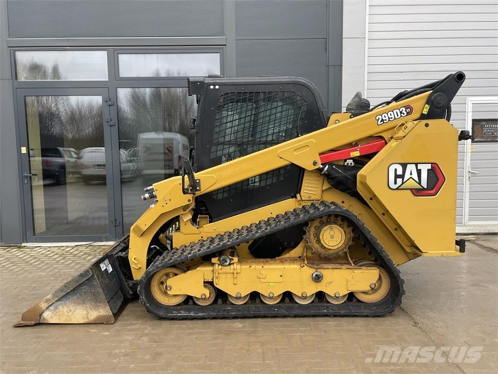 CAT 299D3 XE لوادر انزلاقية التوجيه