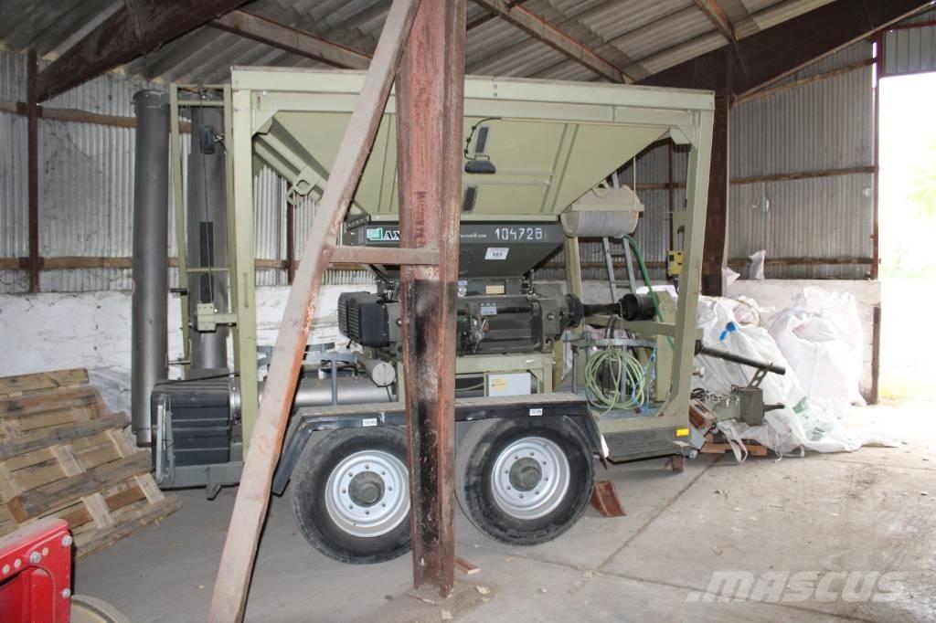  Romill M2 معدات أخرى لحصاد العلف