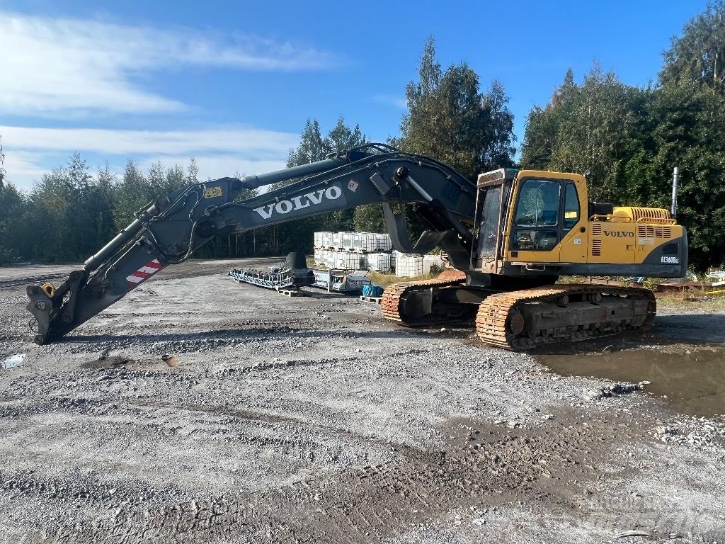 Volvo EC 360 B LC حفارات زحافة