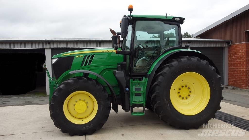 John Deere 6175 R الجرارات