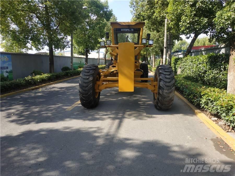 CAT 140 H معدات تمهيد الطرق