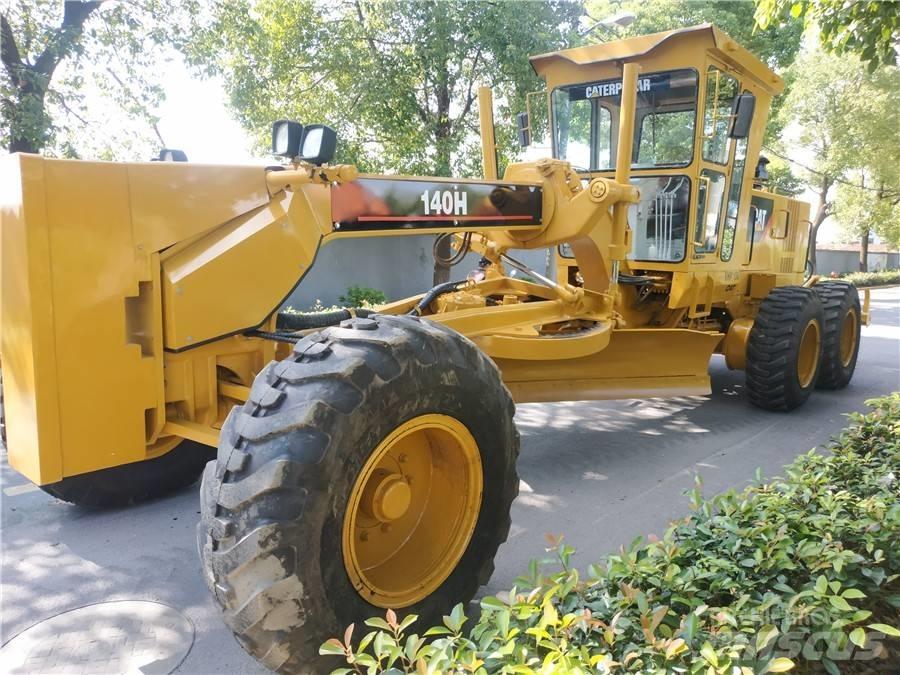 CAT 140 H معدات تمهيد الطرق