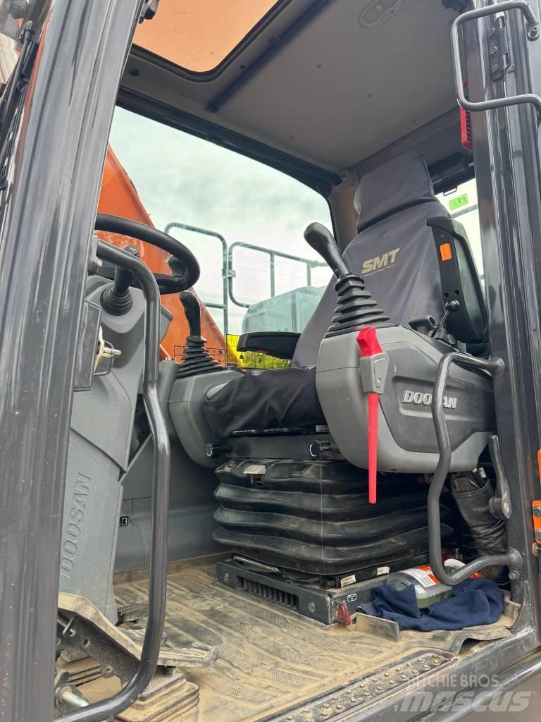 Doosan DX165WR-7 حفارات بعجل