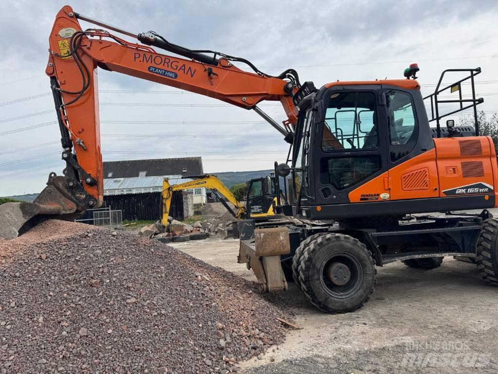 Doosan DX165WR-7 حفارات بعجل