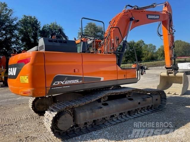 Doosan DX255LC-5 حفارات زحافة