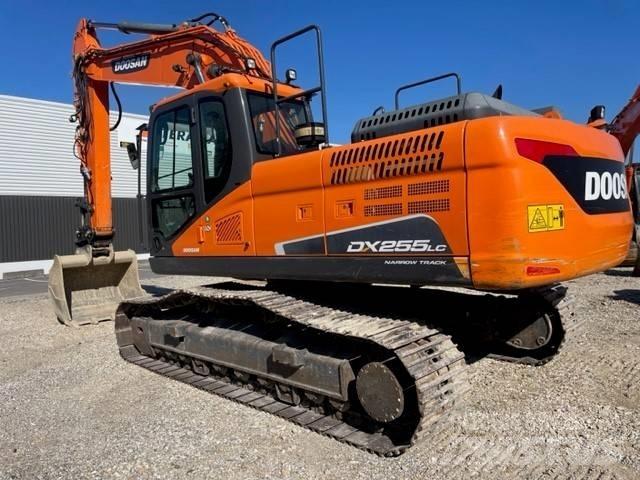 Doosan DX255LC-5 حفارات زحافة